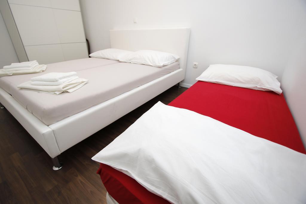Apartments Luna มาคาร์สกา ภายนอก รูปภาพ